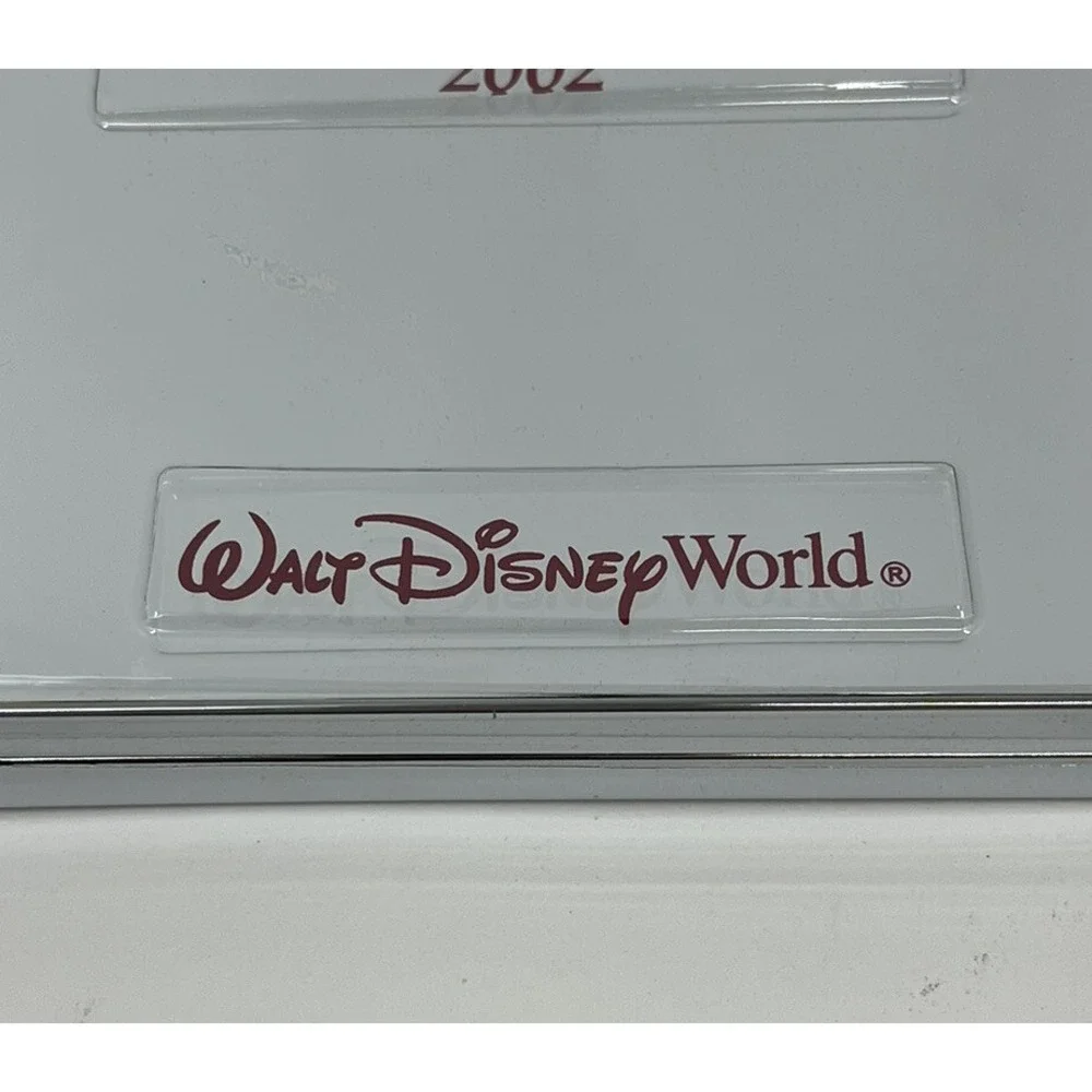 Cast Holiday Celebration 2002 Walt Disney World Picture Frame Mickey Steamboat